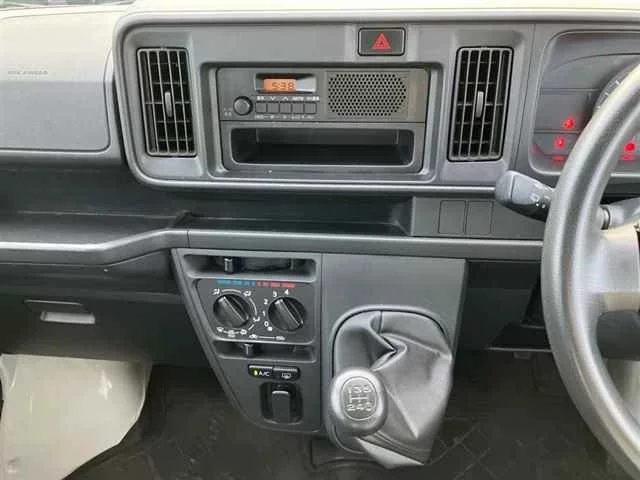 Daihatsu Hijet Cargo S321V 2020